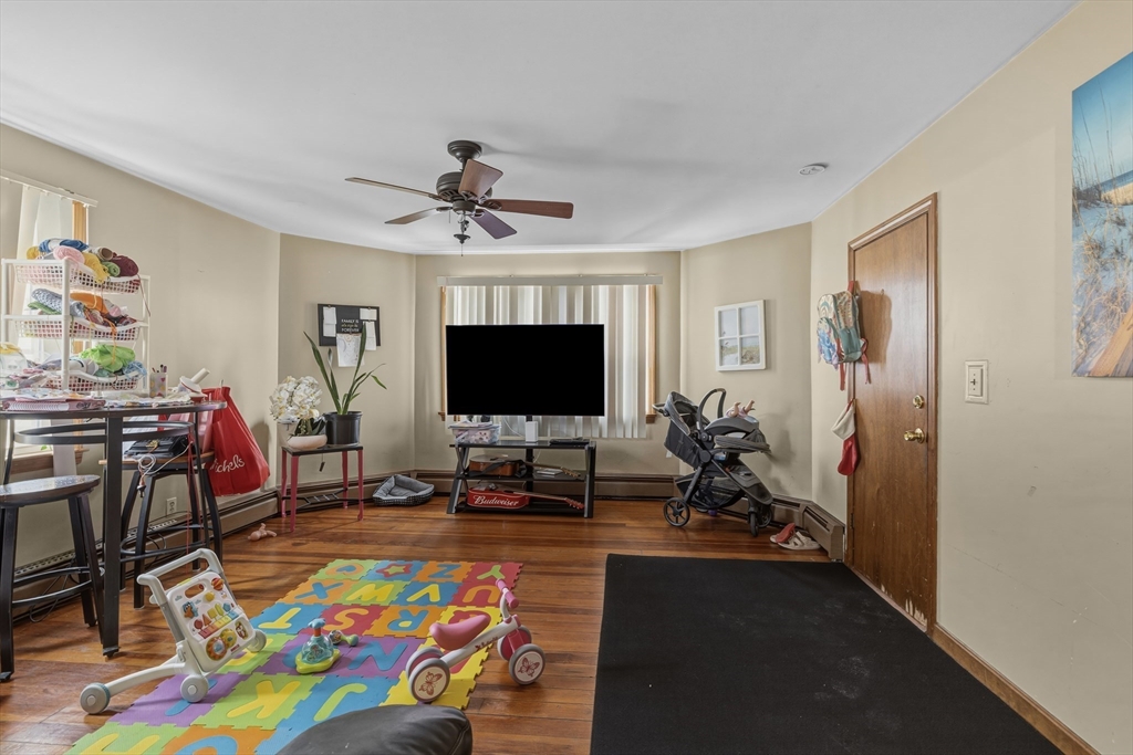 141-145 Hunter Street Fall River, MA 02721 - Photo 13 of 41