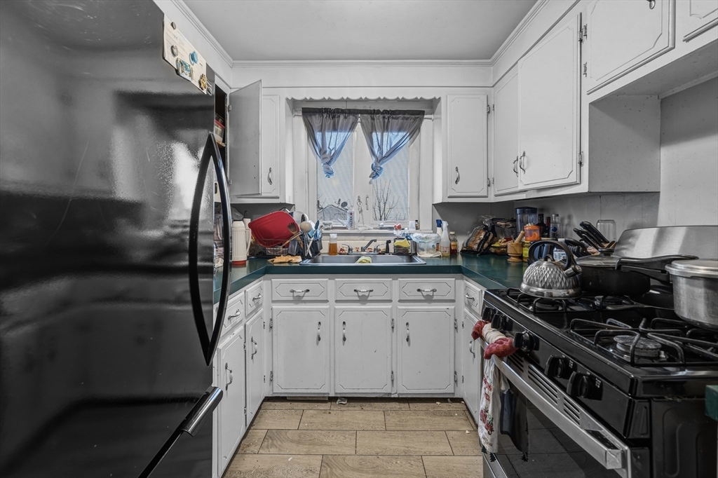 141-145 Hunter Street Fall River, MA 02721 - Photo 34 of 41