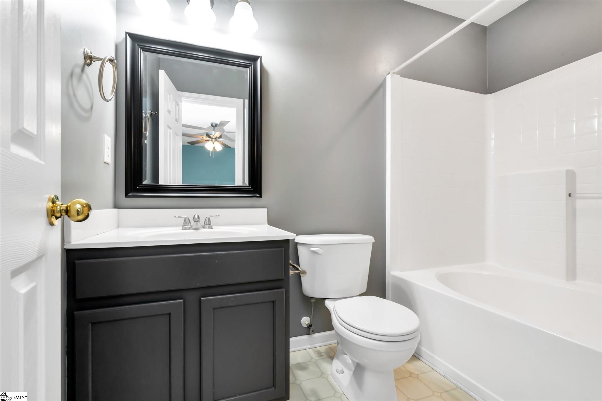 313 Hampton Ridge Drive Greer, SC 29651 - Photo 11 of 21 Gallery Image 11