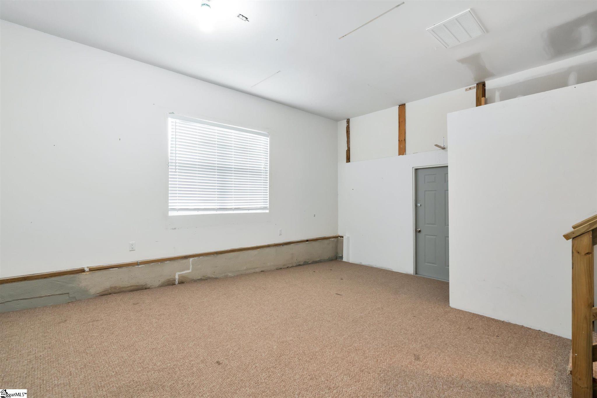313 Hampton Ridge Drive Greer, SC 29651 - Photo 16 of 21 Gallery Image 16