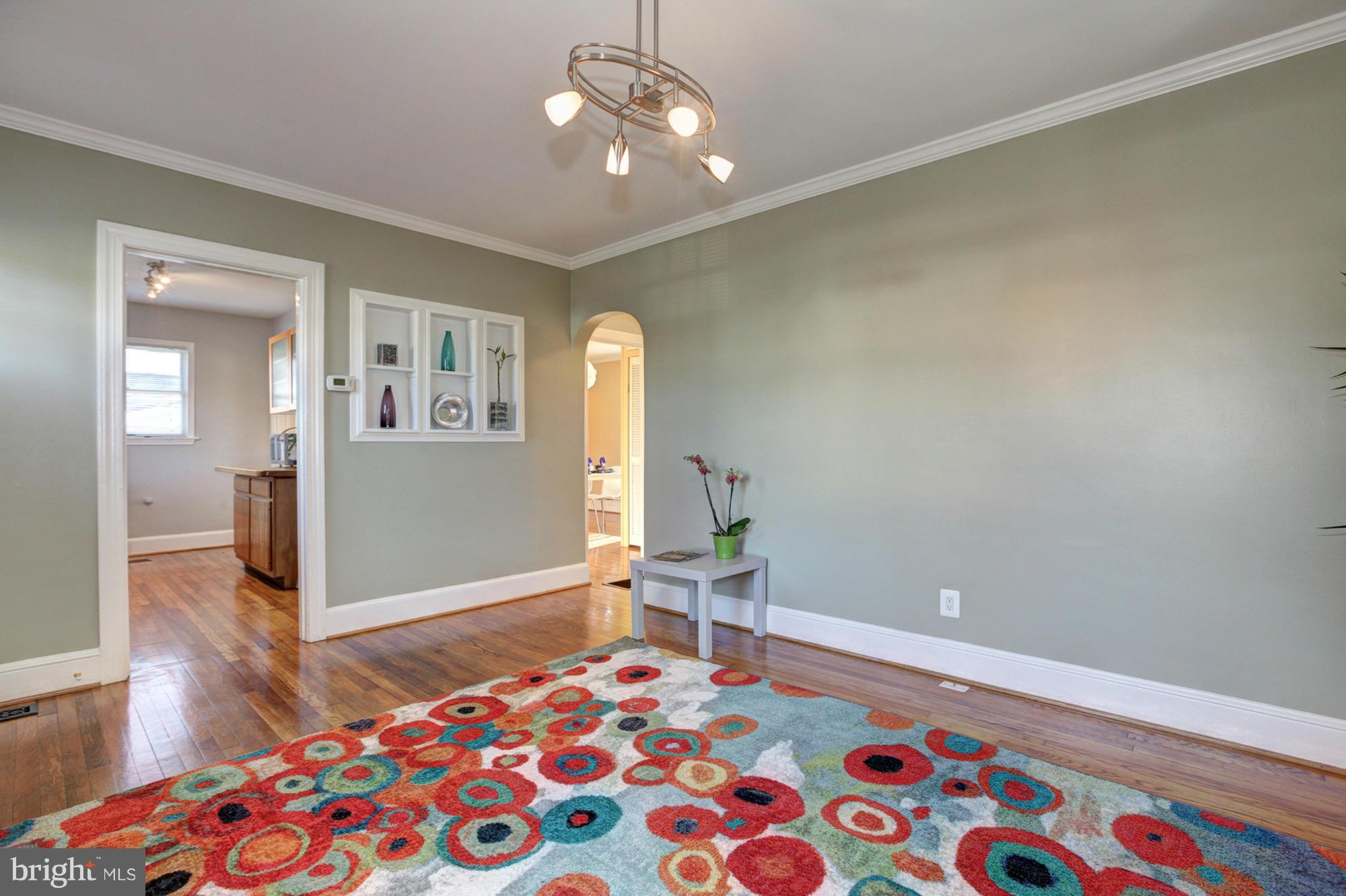 607 Eldrid Drive Silver Spring, MD 20904 - Photo 2 of 29 Family Room