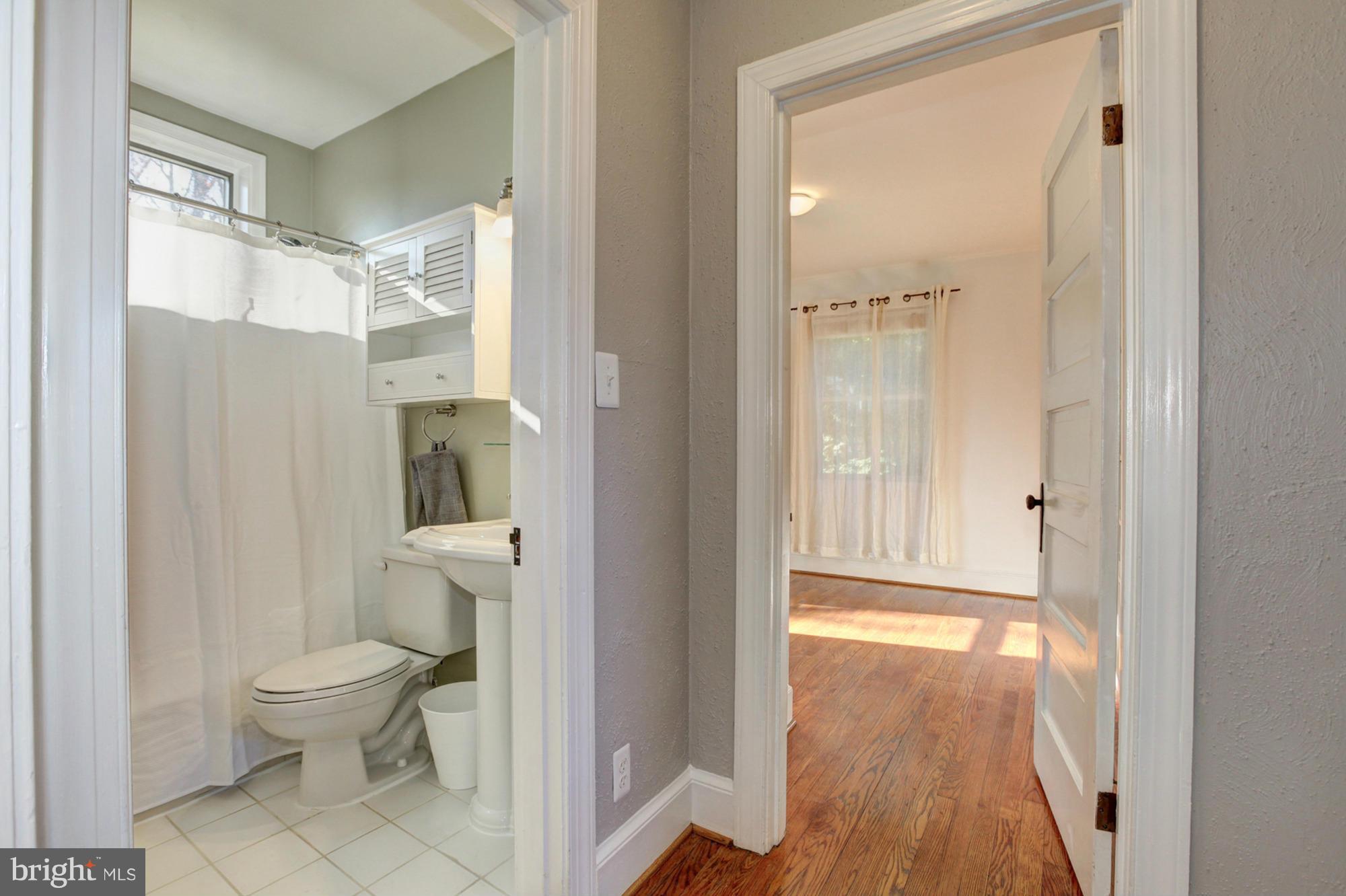 607 Eldrid Drive Silver Spring, MD 20904 - Photo 15 of 29 Interior (General)