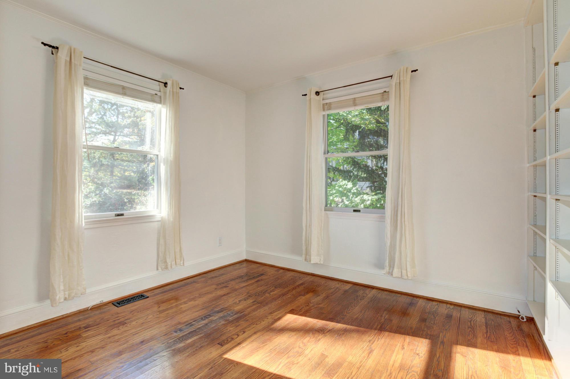 607 Eldrid Drive Silver Spring, MD 20904 - Photo 18 of 29 Bedroom