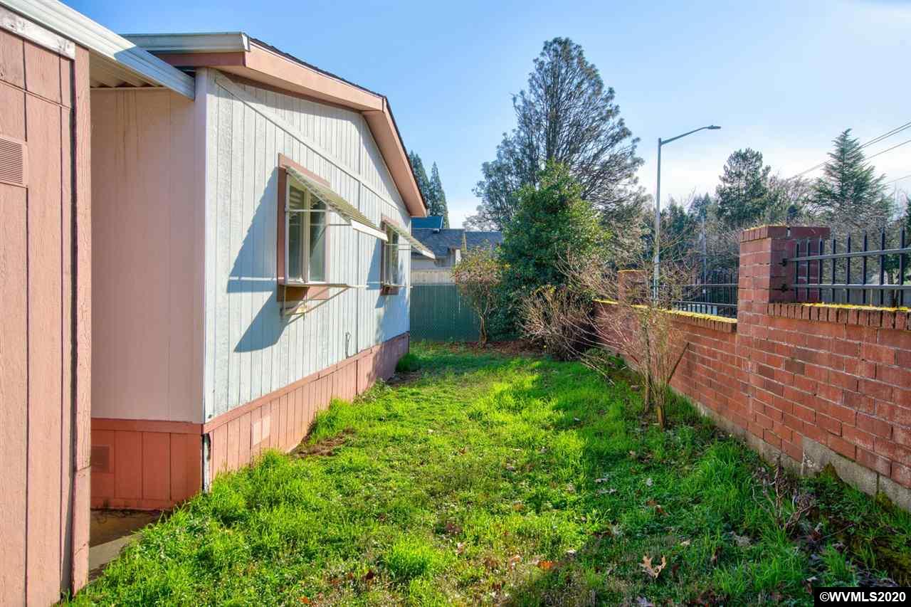 205 Boone Road Southeast, Unit 4 Salem, OR 97306 - Photo 26 of 30