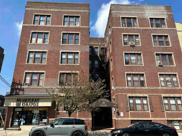 $1,750 | 6601 Broadway, Unit E4, West New York, NJ 07093