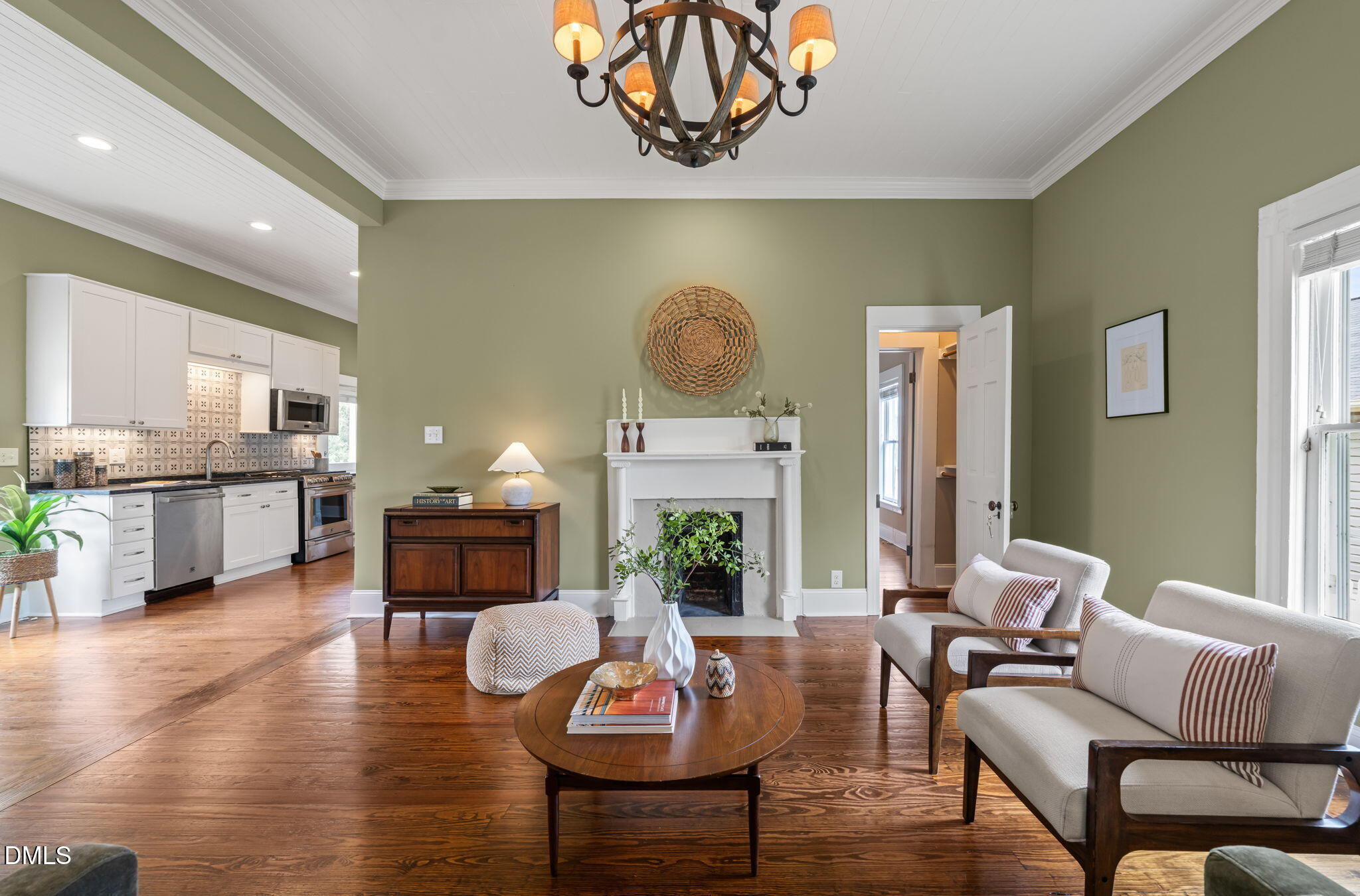 1007 North Roxboro Street Durham, NC 27701 - Photo 17 of 41 16 LR to Kit