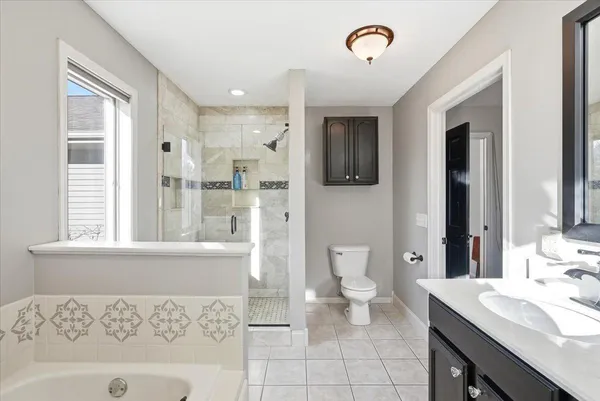 $724,900 | 55 Emerson Valley Drive, River Falls, WI 54022