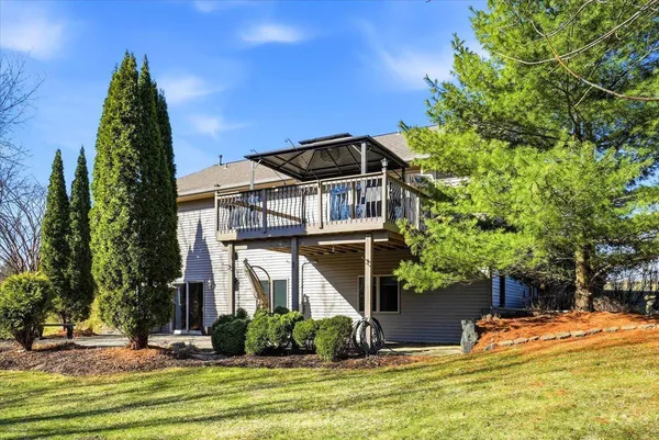 $724,900 | 55 Emerson Valley Drive, River Falls, WI 54022