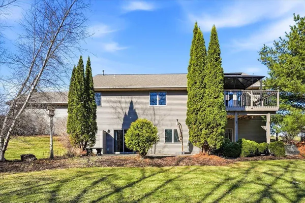 $724,900 | 55 Emerson Valley Drive, River Falls, WI 54022