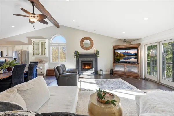 $724,900 | 55 Emerson Valley Drive, River Falls, WI 54022