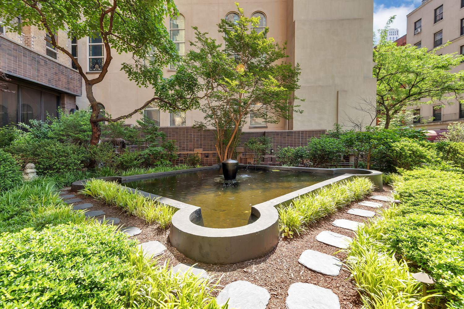 111 East 85th Street, Unit 3A Manhattan, NY 10028 - Photo 11 of 12