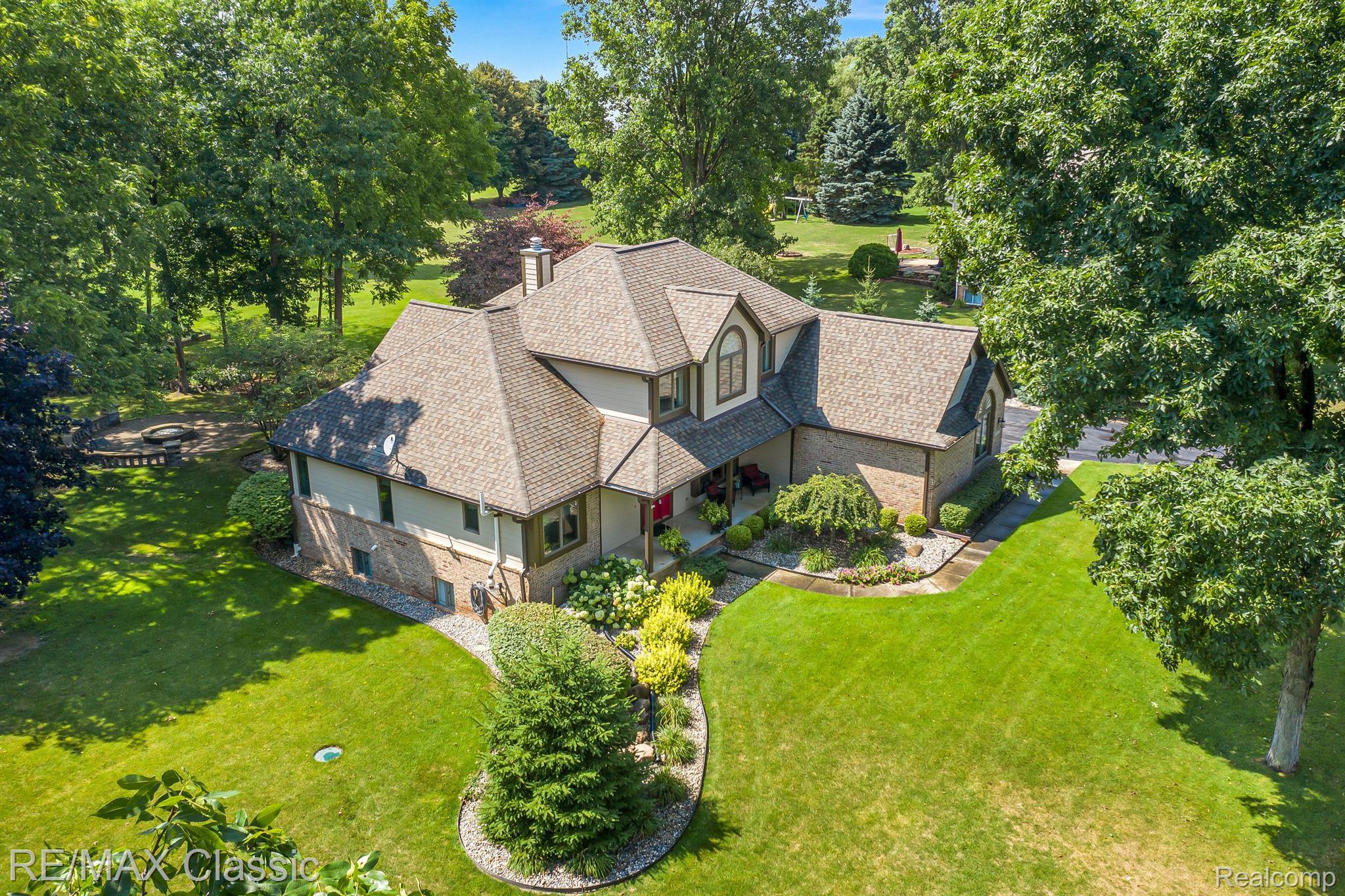 1883 Clover Ridge Drive Howell, MI 48843 - Photo 46 of 53 Gallery Image 46