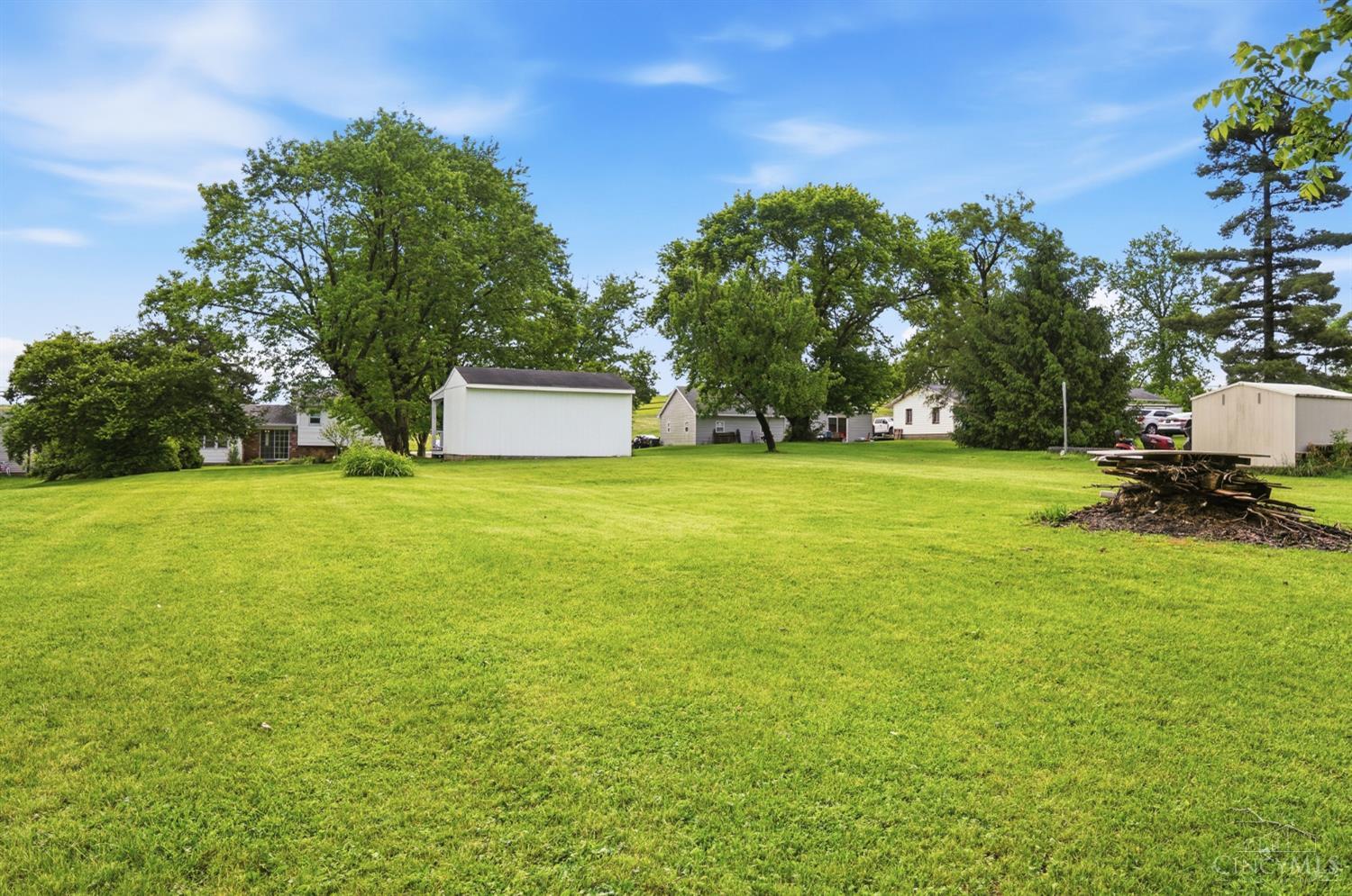 5799 Shaker Road Franklin, OH 45005 - Photo 8 of 67