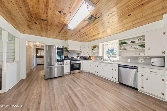 $265,000 | 733 Highway 761, Church Point, LA 70525