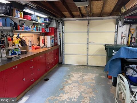 21 Merriman Road Newark, DE 19713 - Photo 34 of 44 2nd view of garage workshop area