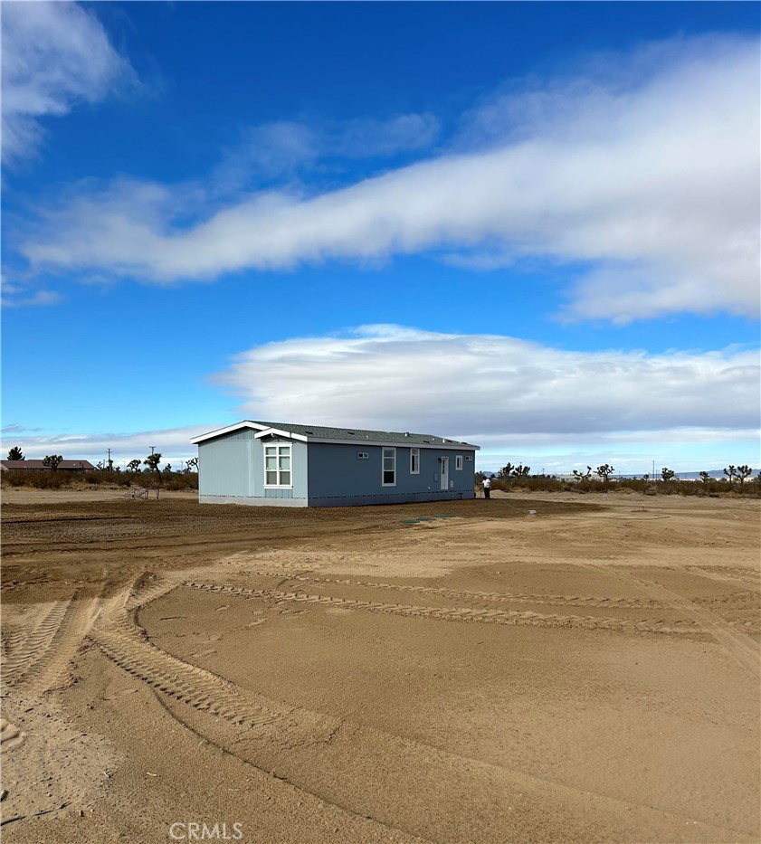 6222 Maricopa Road Phelan, CA 92371 - Photo 2 of 4