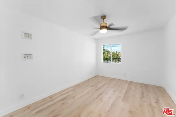 $1,198,900 | 3815 West 60th Street, Los Angeles, CA 90043