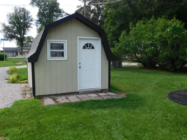 $199,000 | 2 EMS B1D Lane, Leesburg, IN 46538