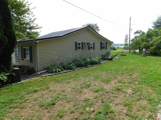 $199,000 | 2 EMS B1D Lane, Leesburg, IN 46538