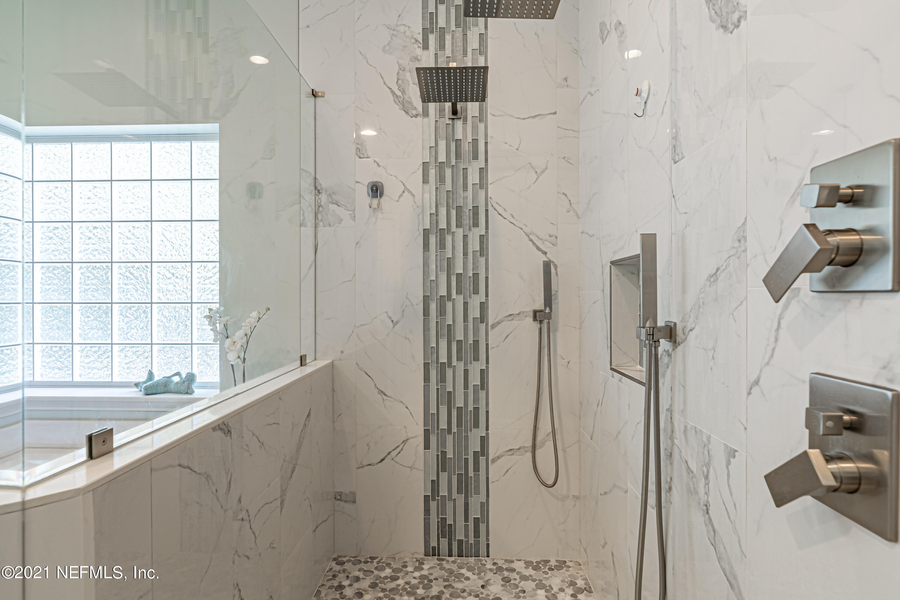 8535 Florence Cove Road St. Augustine, FL 32092 - Photo 25 of 76 24 Master Bathroom