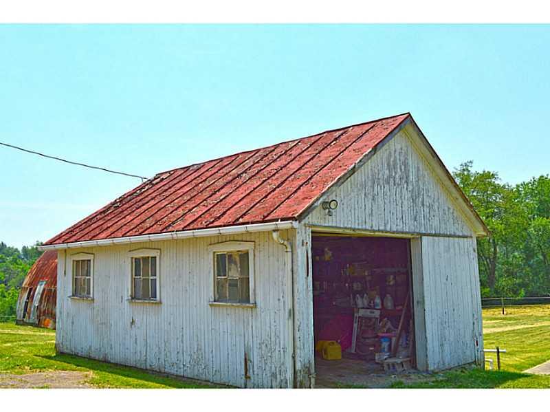 516 Waynesburg Road Washington, PA 15301 - Photo 19 of 25 23x18 Barn