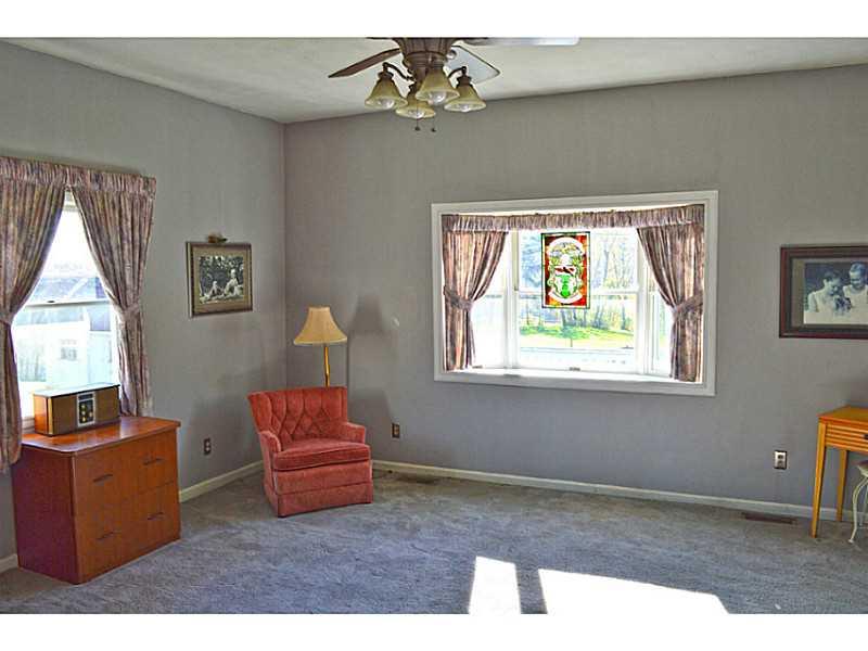 516 Waynesburg Road Washington, PA 15301 - Photo 8 of 25 First Floor Master Bedroom!