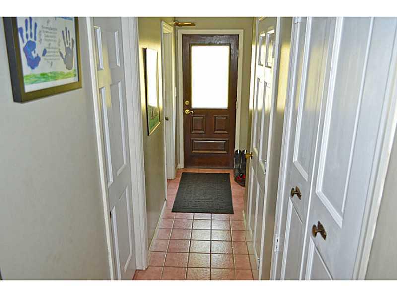 516 Waynesburg Road Washington, PA 15301 - Photo 10 of 25 Hallway