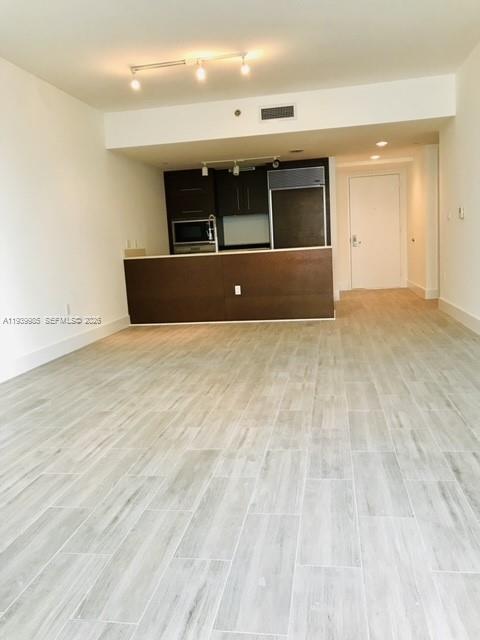 475 Brickell Avenue, Unit 2014 Miami, FL 33131 - Photo 2 of 13
