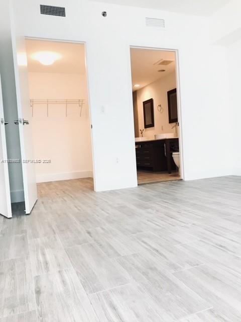 475 Brickell Avenue, Unit 2014 Miami, FL 33131 - Photo 6 of 13