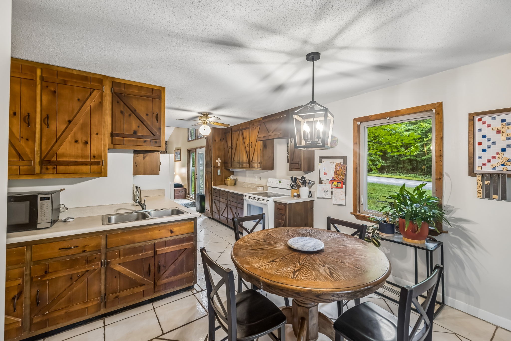 1611 Rustic Homes Lane Signal Mountain, TN 37377 - Photo 8 of 37