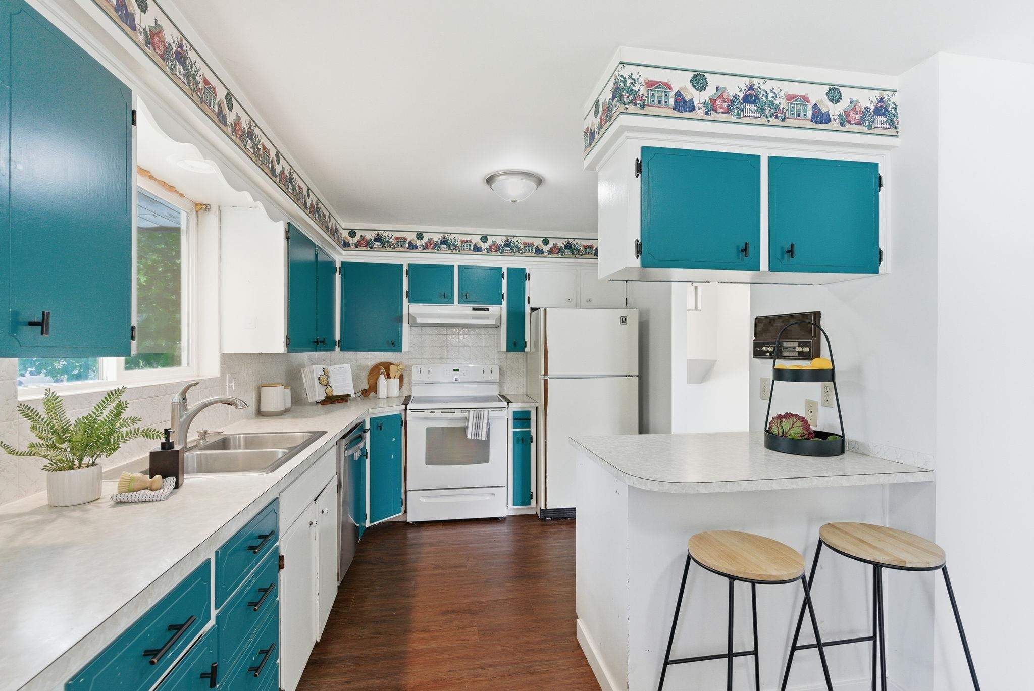 806 South Adams Road Spokane Valley, WA 99037 - Photo 14 of 50
