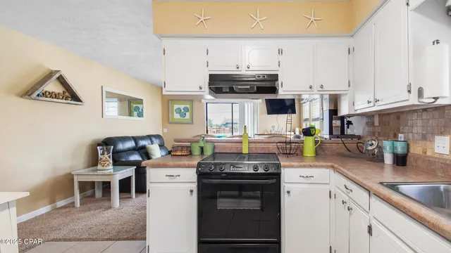 $2,550 | 6910 Beach Drive, Panama City, FL 32408