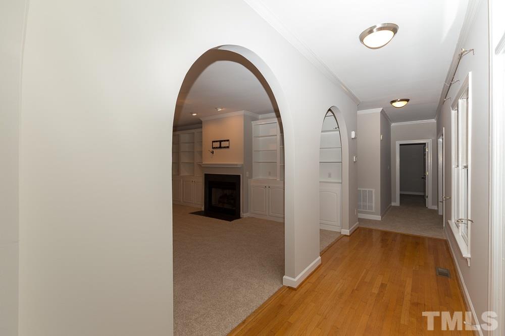 2412 Sunnystone Way Raleigh, NC 27613 - Photo 2 of 24