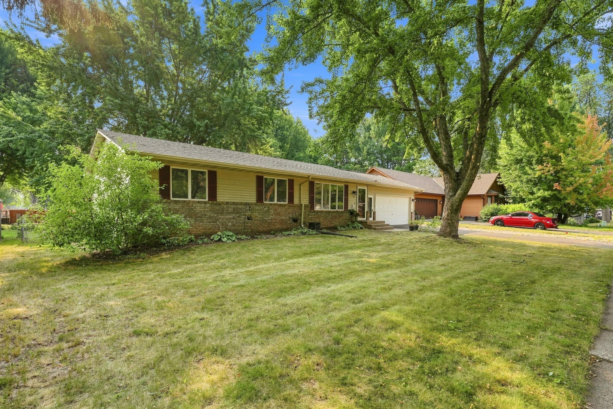 730 Apollo Road River Falls, WI 54022 - Photo 2 of 28 Gallery Image 2