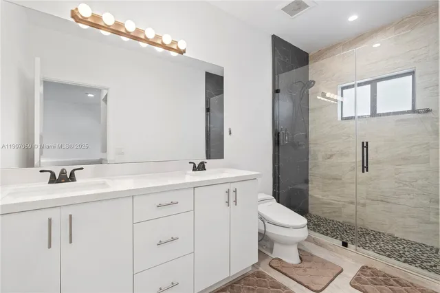 $3,500 | 10925 Southwest 218th Terrace, Miami, FL 33170