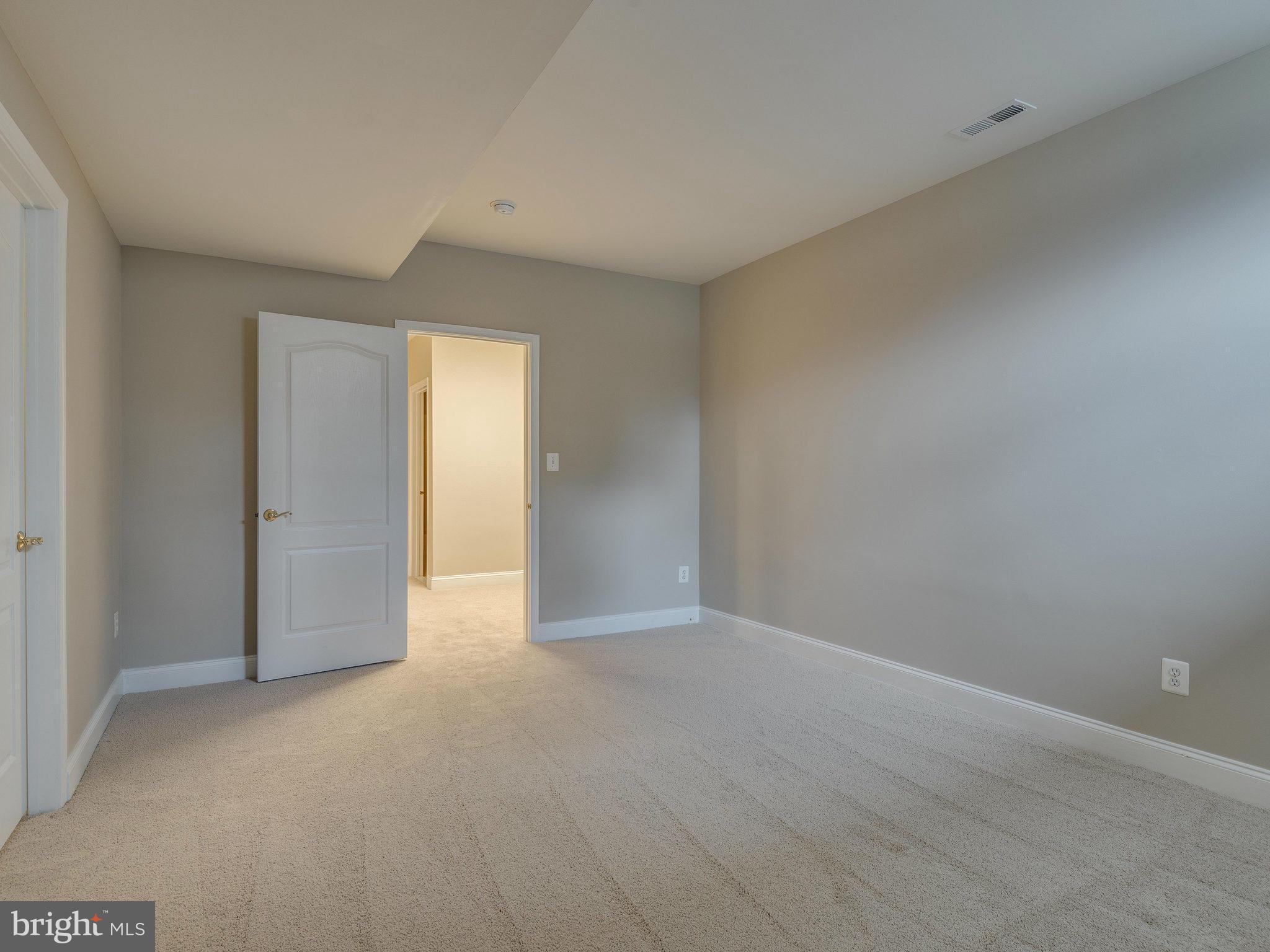 20043 Valhalla Square Ashburn, VA 20147 - Photo 27 of 30 Interior (General)