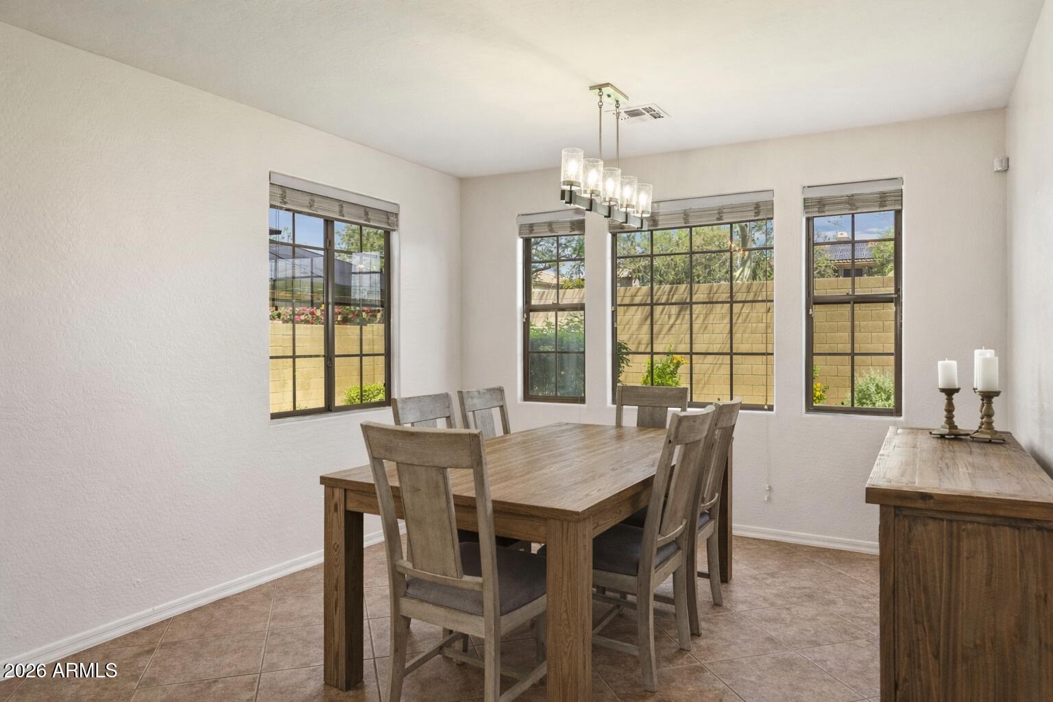 3980 East Robin Lane Phoenix, AZ 85050 - Photo 6 of 31 Dining Room *staged