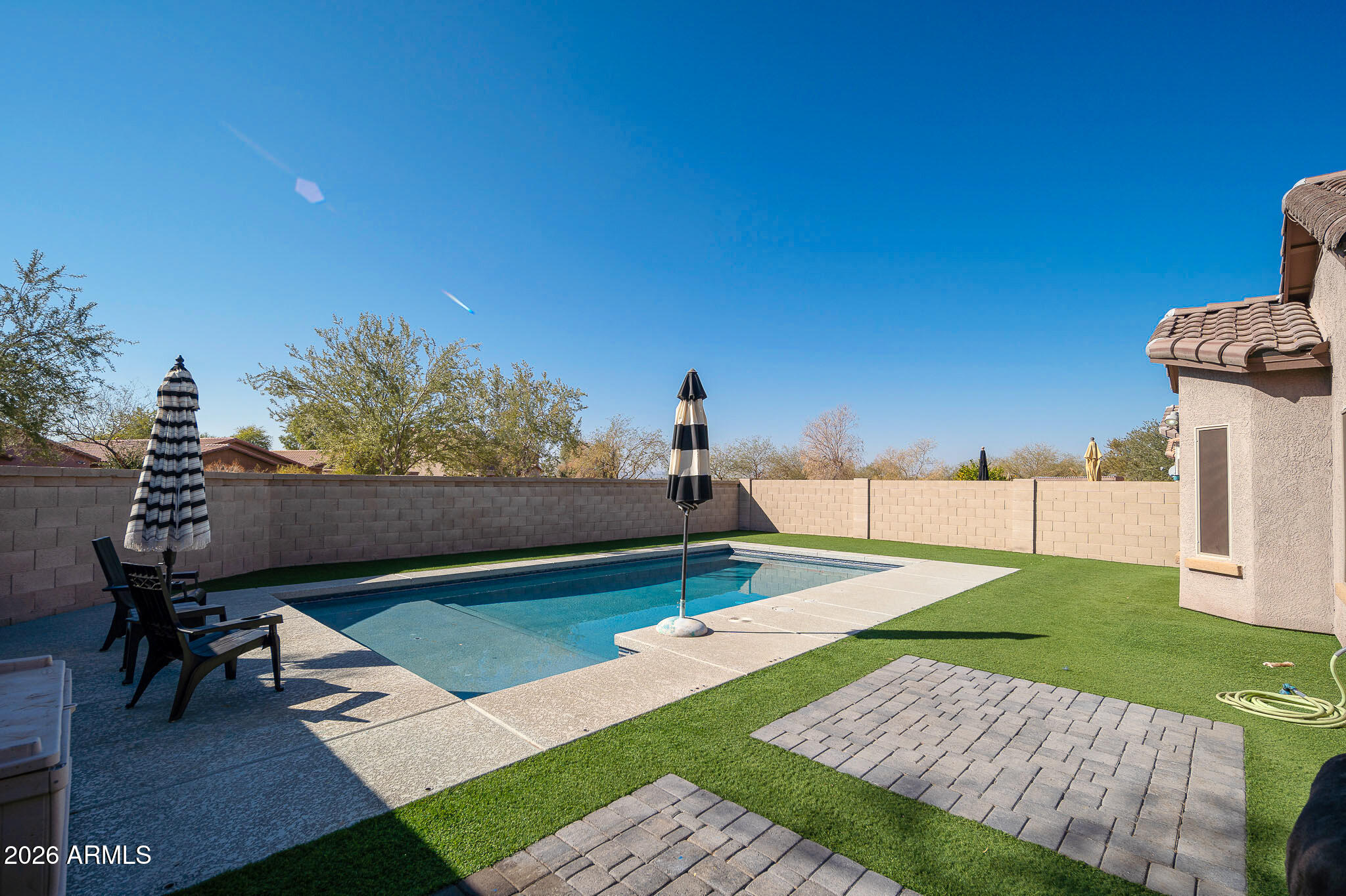 10789 West Yearling Road Peoria, AZ 85383 - Photo 19 of 35 a view of a terrace with chairs