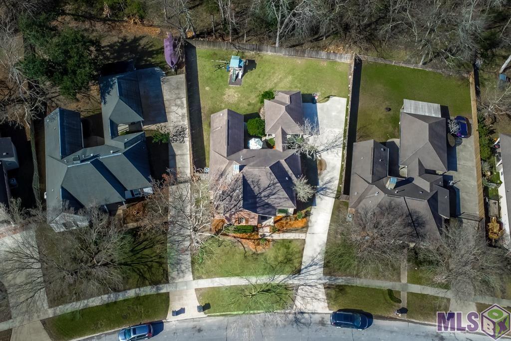 1316 Springlake Drive Baton Rouge, LA 70810 - Photo 2 of 16