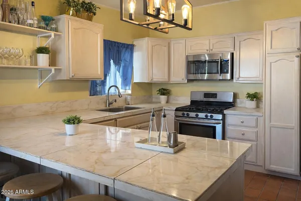 $449,000 | 21 East St Charles Avenue, Phoenix, AZ 85042