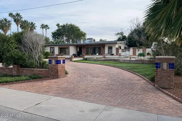 $449,000 | 21 East St Charles Avenue, Phoenix, AZ 85042