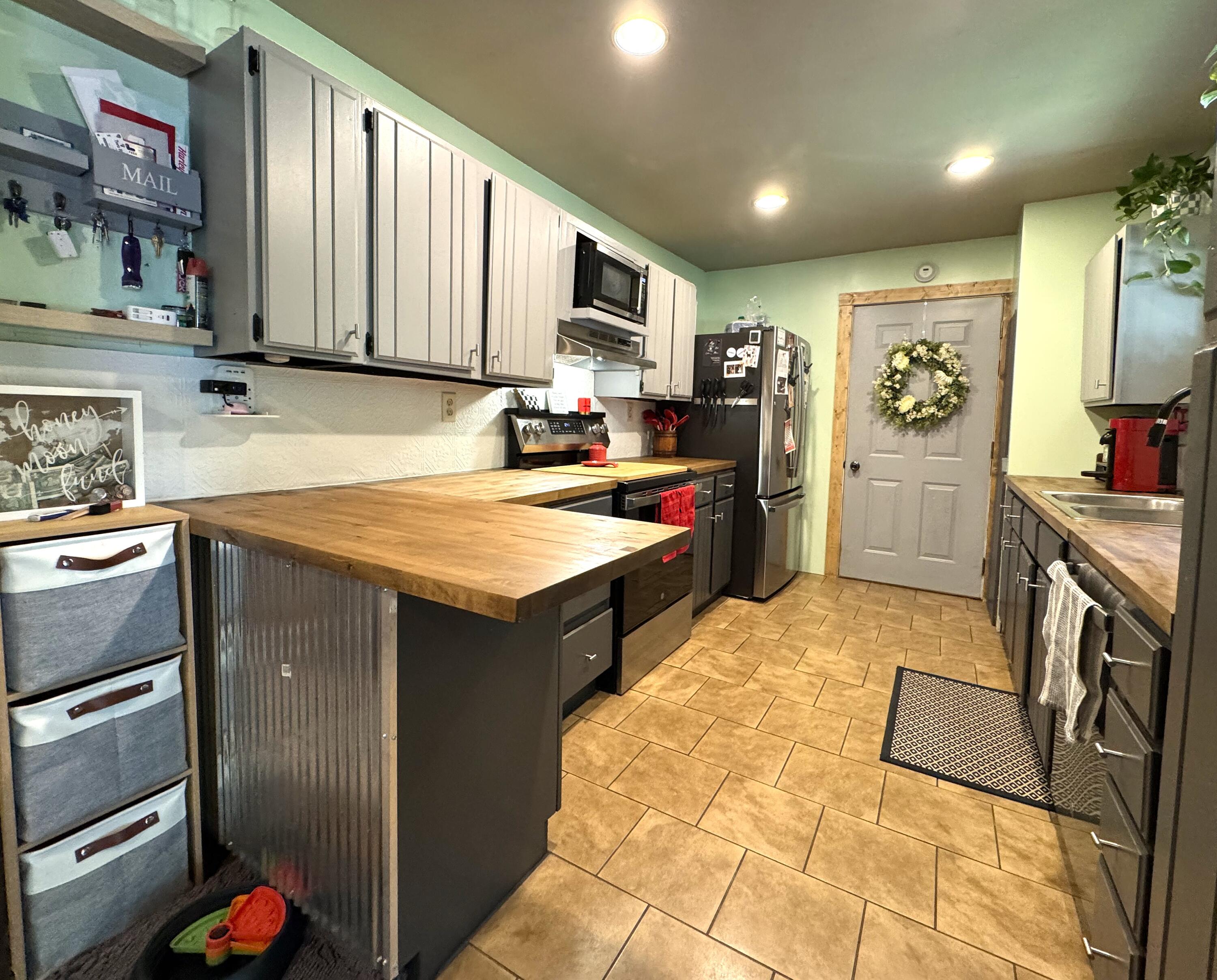 3101 Hazel Road Harrison, MI 48625 - Photo 12 of 36 Gallery Image 12