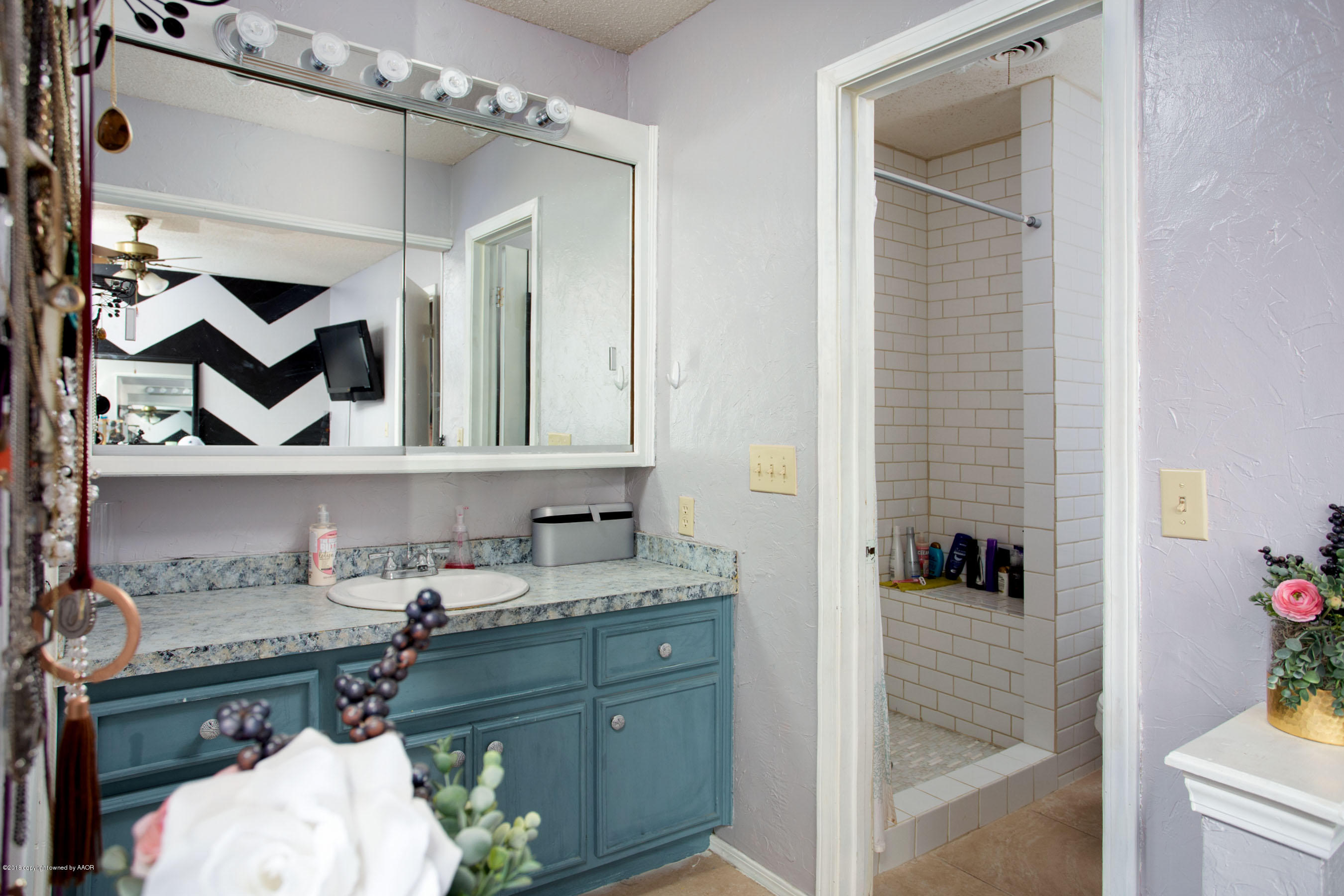 5223 Royce Drive Amarillo, TX 79110 - Photo 13 of 24 Master bath vanity