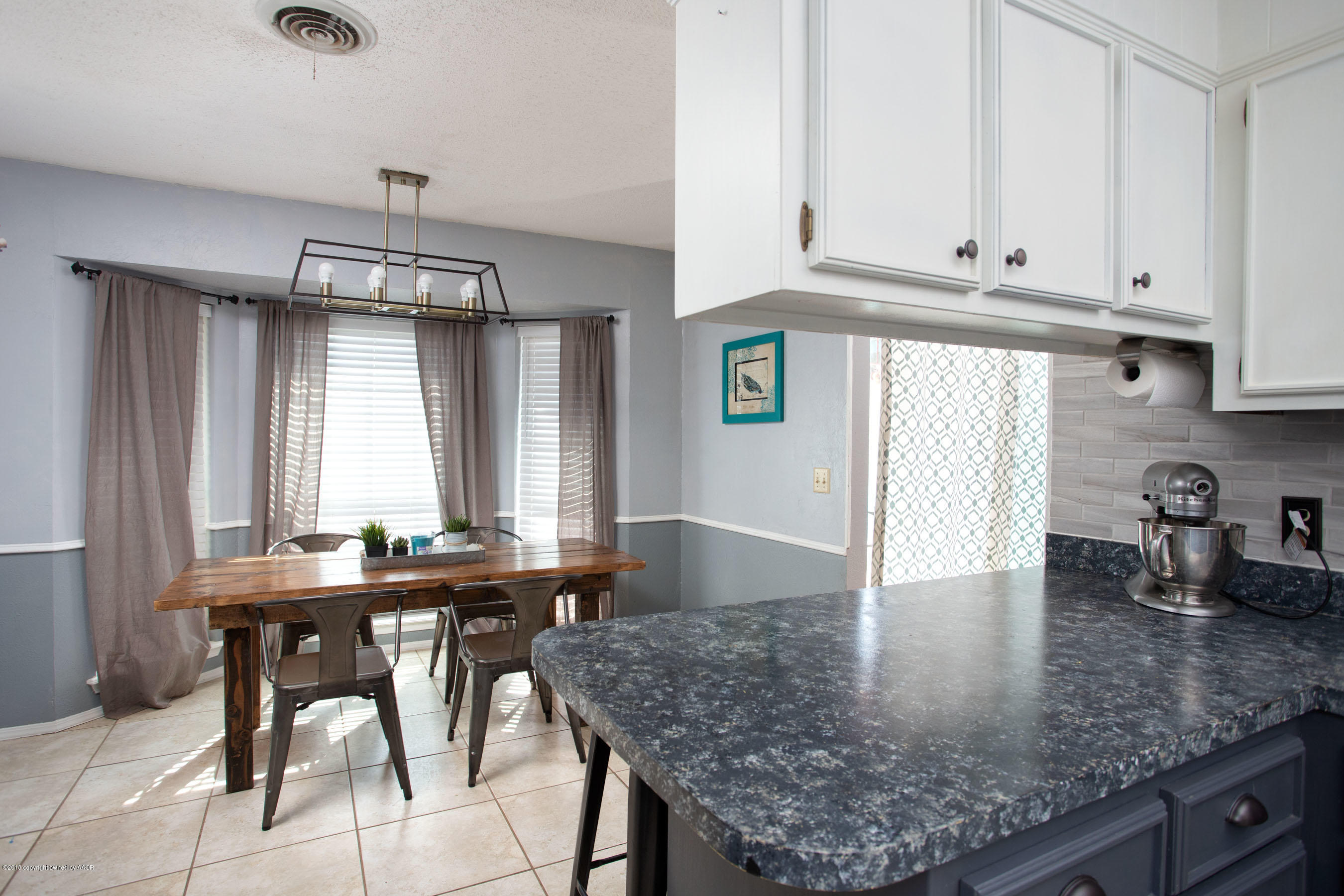 5223 Royce Drive Amarillo, TX 79110 - Photo 17 of 24 dining room