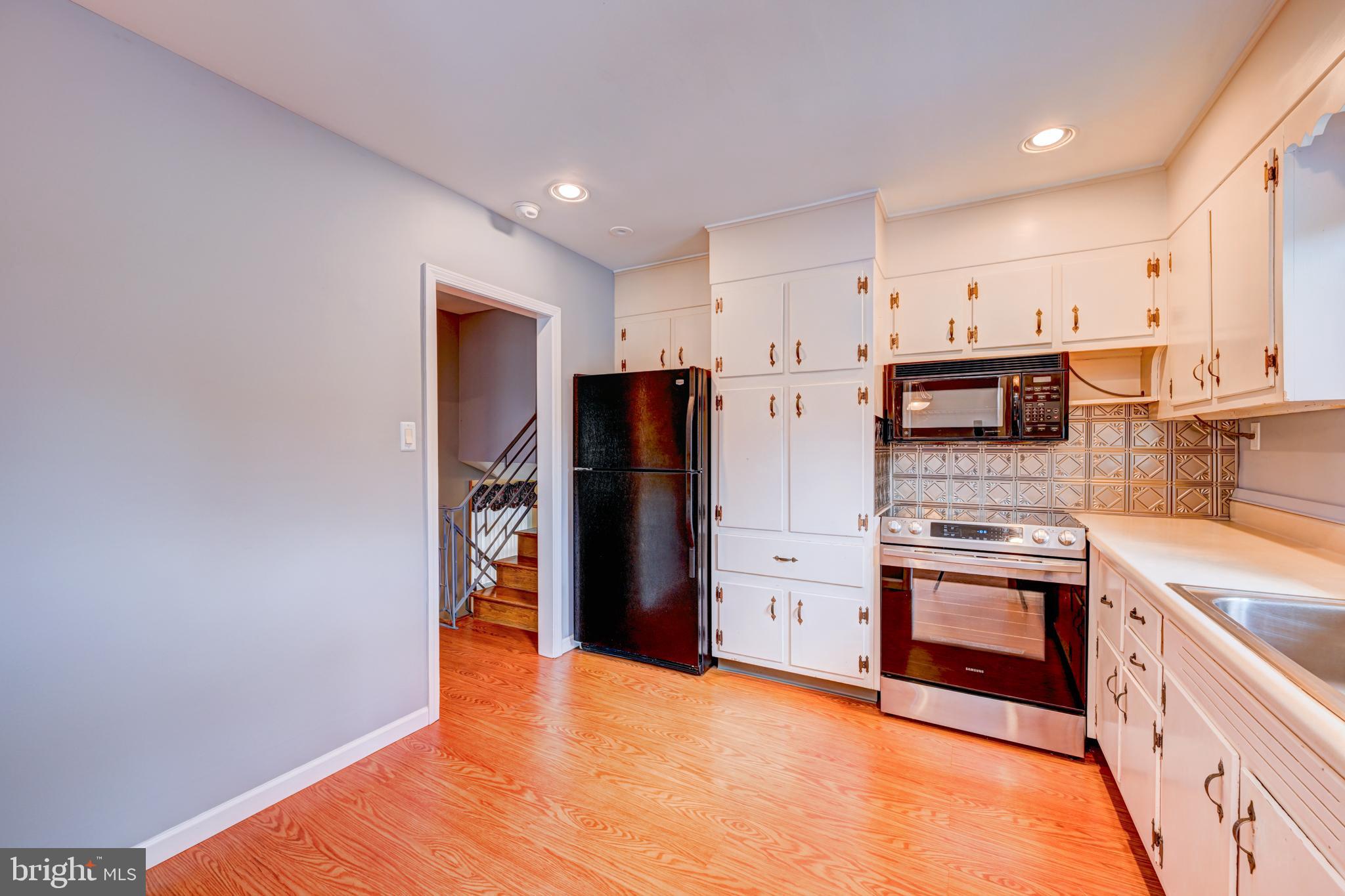 9 Rita Road Yardley, PA 19067 - Photo 5 of 28 Gallery Image 5