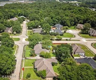 $619,000 | 124 Surgeres Place, Ocean Springs, MS 39564