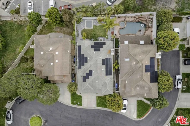 a view of a house with a outdoor space