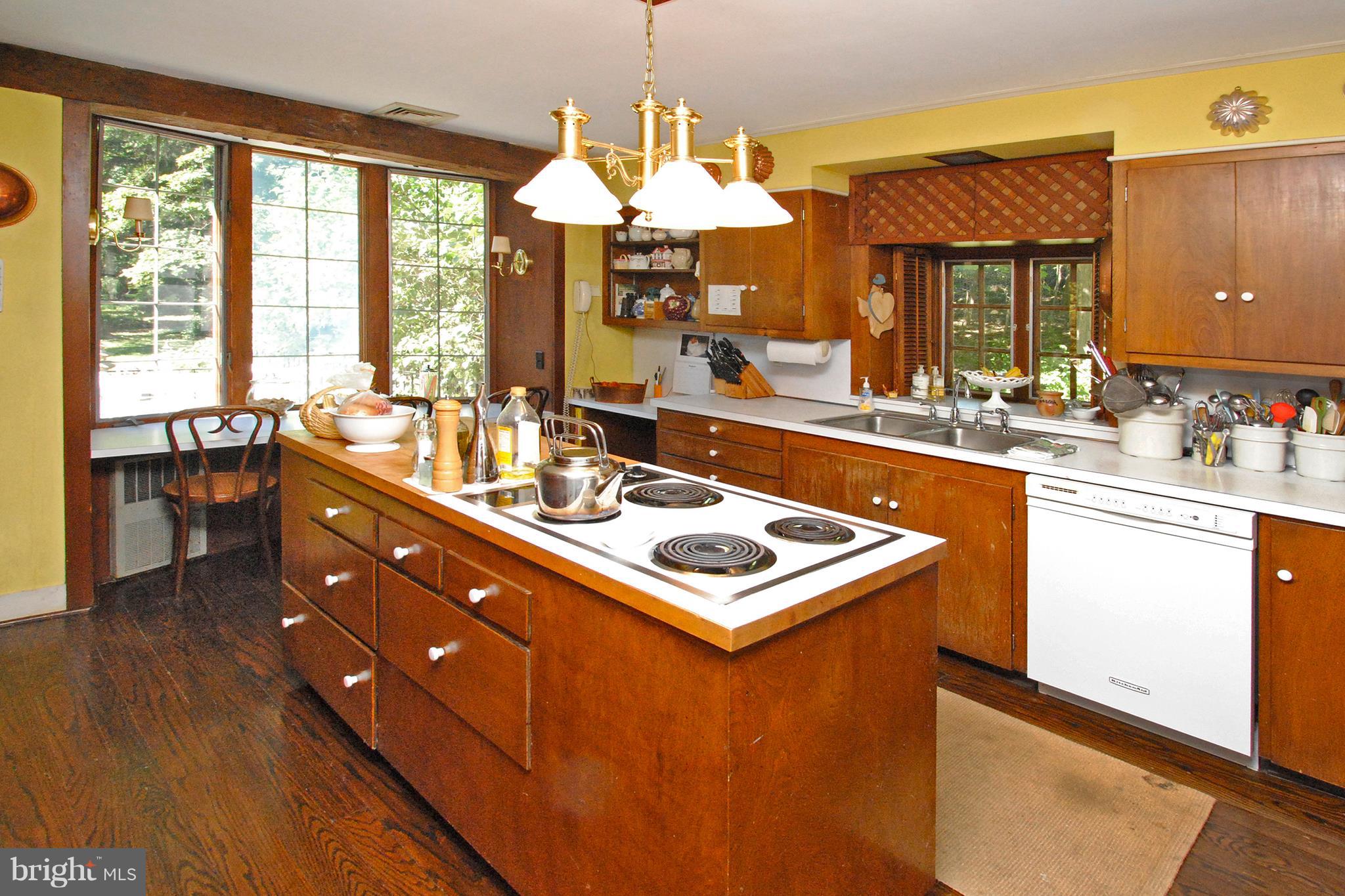 6475 Upper York Road New Hope, PA 18938 - Photo 10 of 20