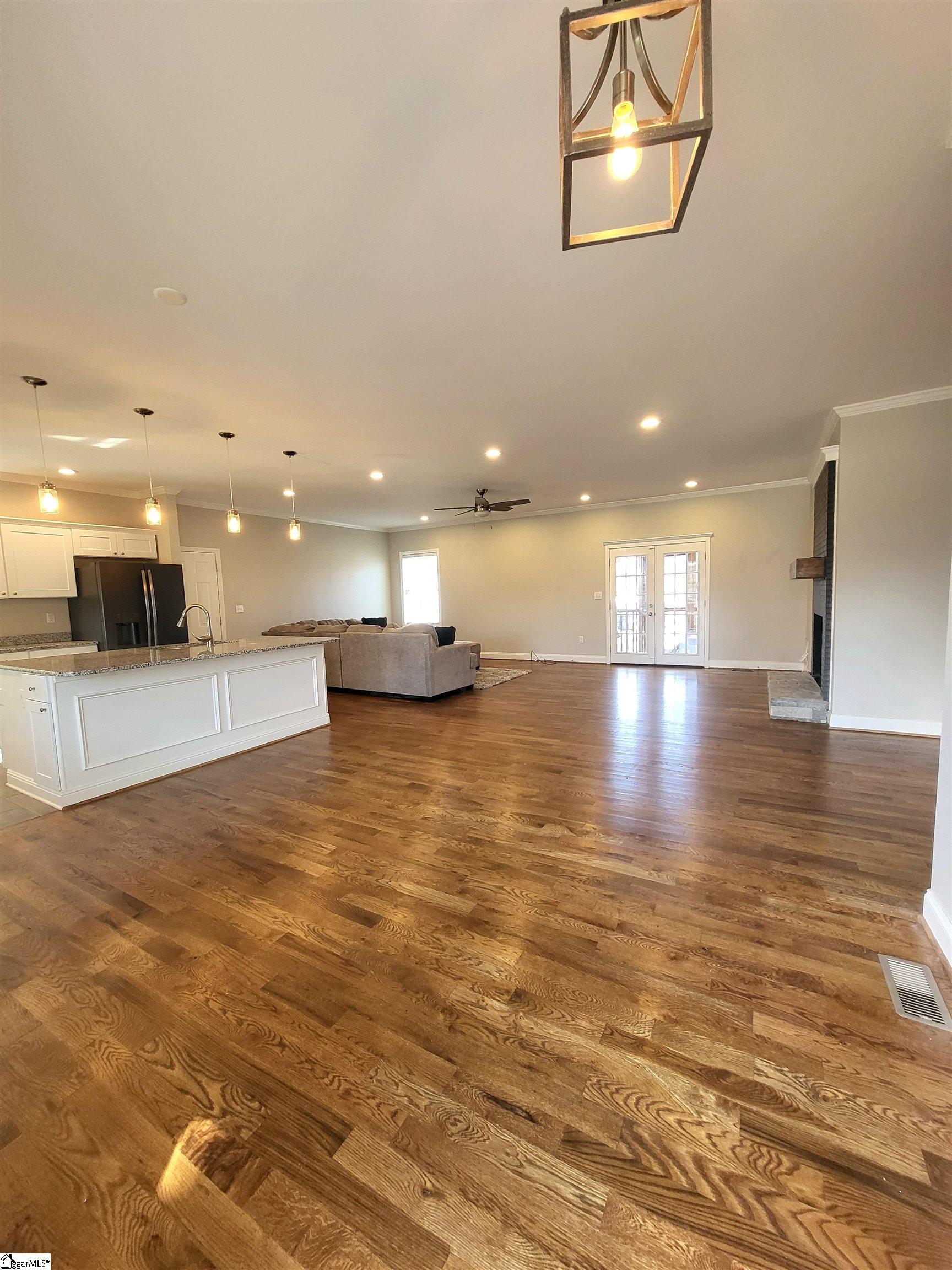 109 Buddy Avenue Greer, SC 29651 - Photo 4 of 47