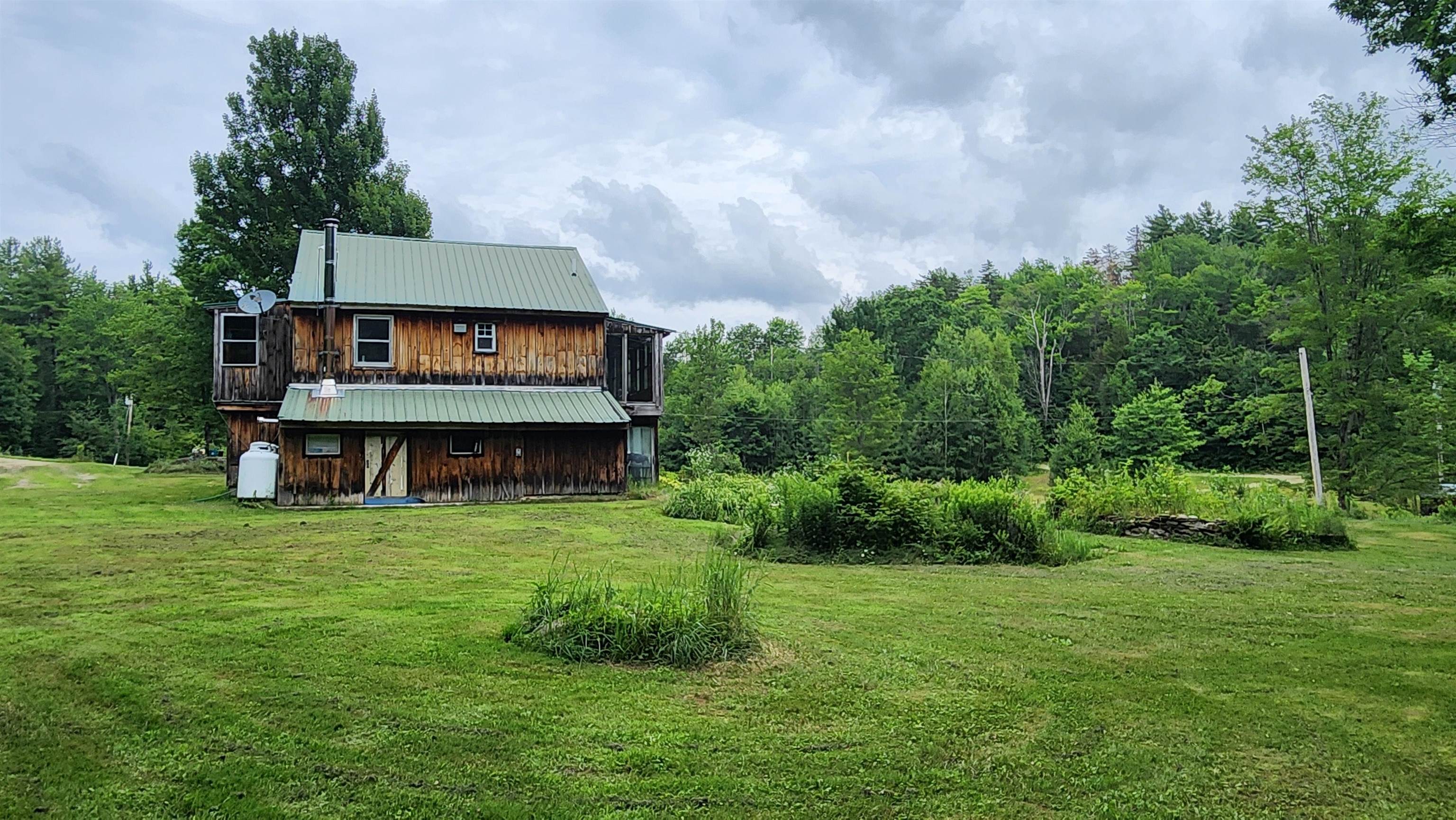 925 Center Road Goshen, NH 03752 - Photo 3 of 9